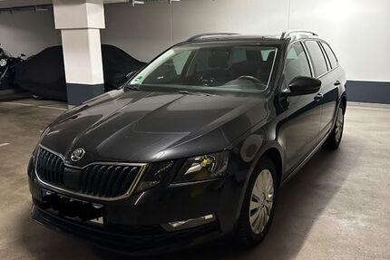Skoda Octavia 148.495 km 13.600 &euro; Hamburg 22529
