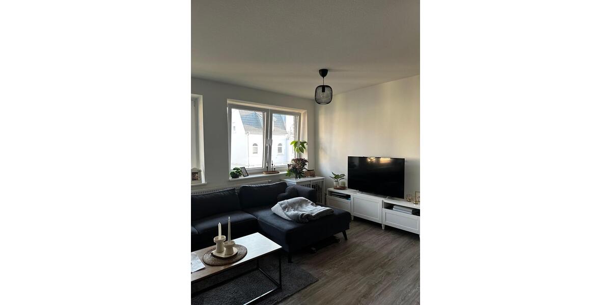 Etagenwohnung Bad Bramstedt - 2 Zimmer, 45 m&sup2;, 810&euro; | Angebot:25936252