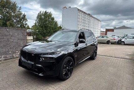 BMW X7 M60 10.500 km 103.000 &euro; Hamburg 20537