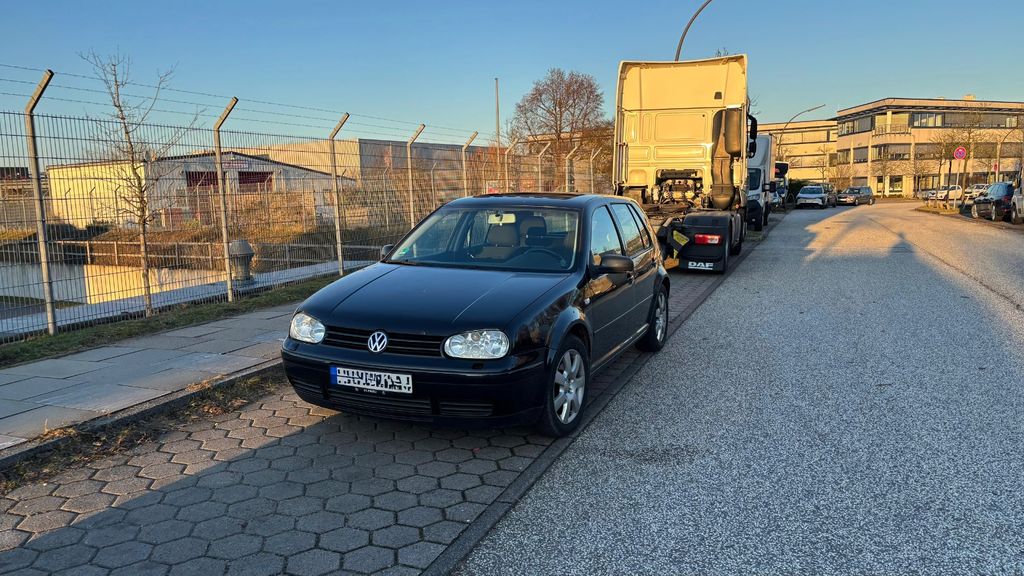 VW Golf 292.640 km 799 &euro; Hamburg 22395