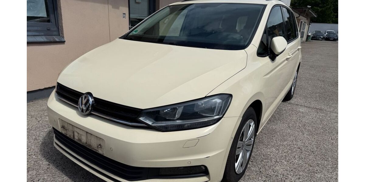 VW Touran 269.950 km 6.900 &euro; Hamburg 22047