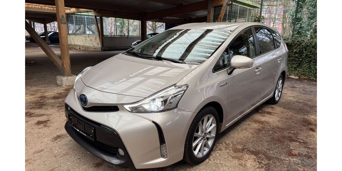 Toyota Prius+ 84.000 km 24.950 &euro; Hamburg 22045