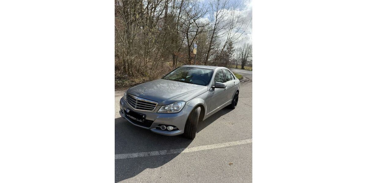 Mercedes-Benz 350 89.000 km 17.499 &euro; Todesfelde 23826