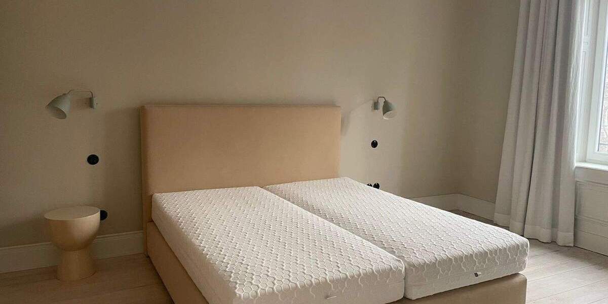 Etagenwohnung Hamburg Rotherbaum - 3 Zimmer, 152 m&sup2;, 4.500&euro; | Angebot:25665868