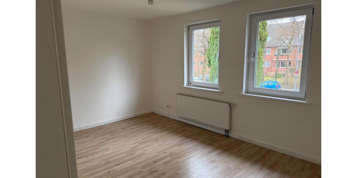 Reihenhaus Hamburg Langenhorn - 3 Zimmer, 70 m&sup2;, 350.000&euro; | Angebot:25392457