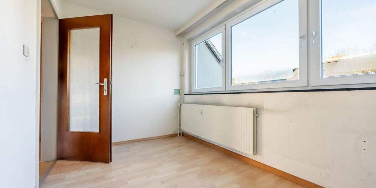 Reihenmittelhaus Reinbek - 5 Zimmer, 115 m&sup2;, 390.000&euro; | Angebot:25815295