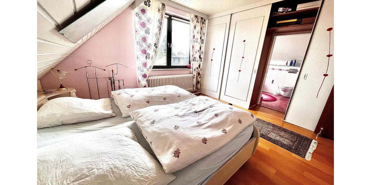 Reihenhaus Bad Oldesloe - 5 Zimmer, 150 m&sup2;, 335.000&euro; | Angebot:27119366