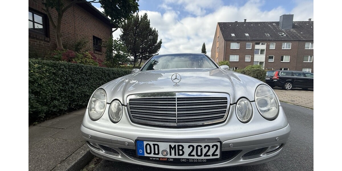 Mercedes-Benz E200 220.000 km 4.500 &euro; Hamburg 20038
