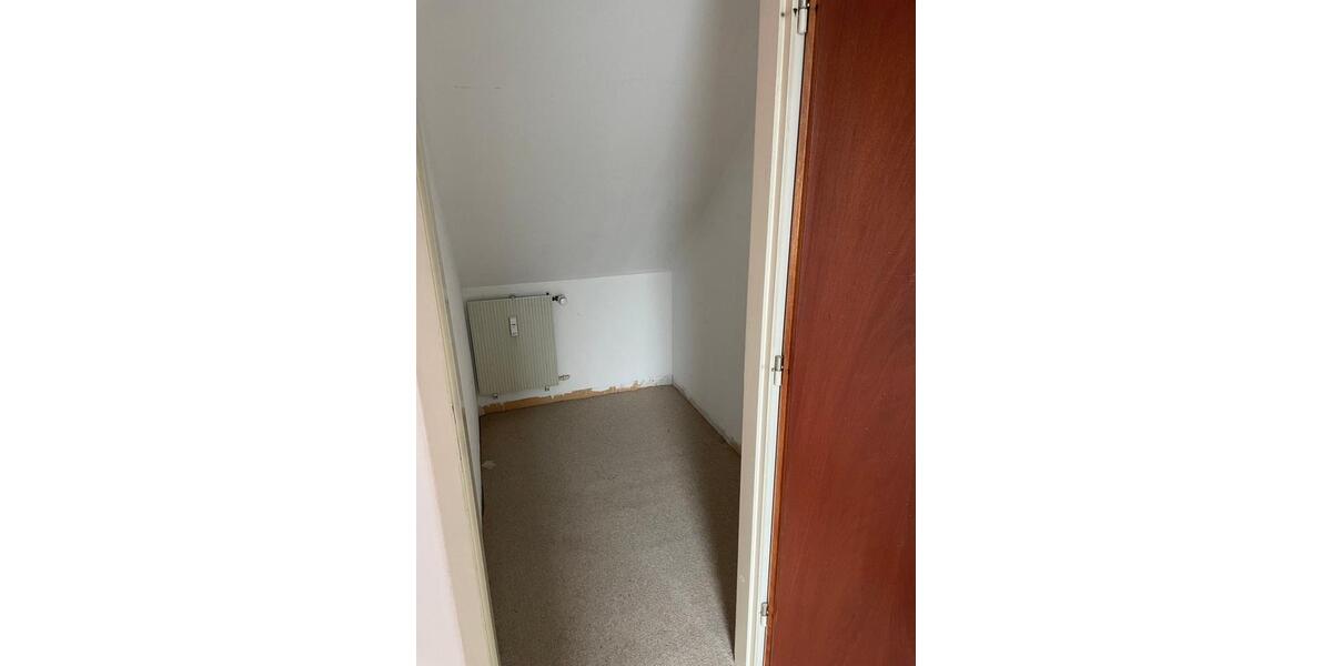 Dachgeschoßwohnung Hamburg Wandsbek - 1.5 Zimmer, 40 m&sup2;, 650&euro; | Angebot:25882512