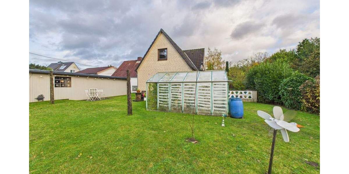 Einfamilienhaus Kisdorf - 6 Zimmer, 140 m&sup2;, 259.000&euro; | Angebot:25672606