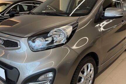 Kia Picanto 53.864 km 10.490 &euro; Hamburg 22143