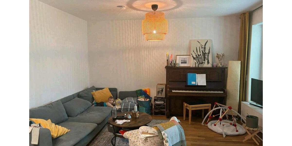 Etagenwohnung Hamburg Altona-Nord - 3 Zimmer, 80 m&sup2;, 1.600&euro; | Angebot:25450677