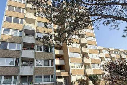 Wohnung Pinneberg - 4 Zimmer, 88 m&sup2;, 199.000&euro; | Angebot:25660526