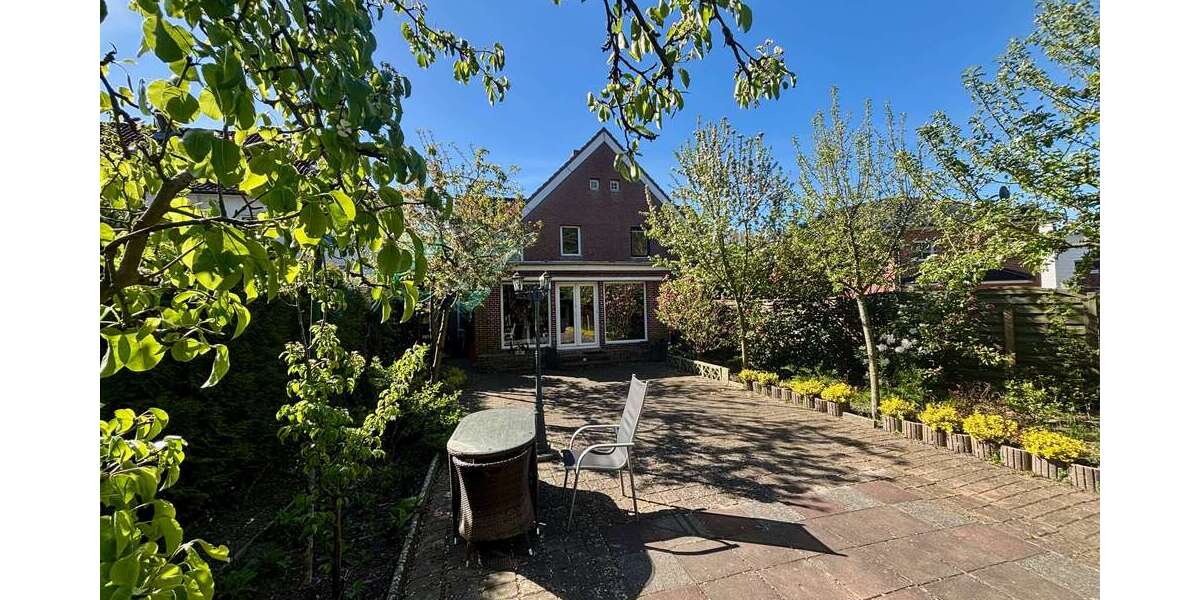 Einfamilienhaus Pinneberg - 7 Zimmer, 145 m&sup2;, 389.000&euro; | Angebot:27074860