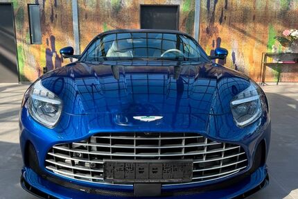 Aston Martin DB12 2.543 km 225.390 &euro; Bargteheide 22941