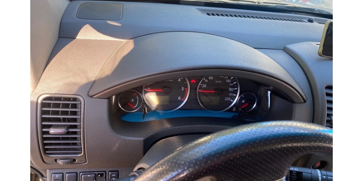 Nissan Pathfinder 253.000 km 8.500 &euro; Hamburg 20038