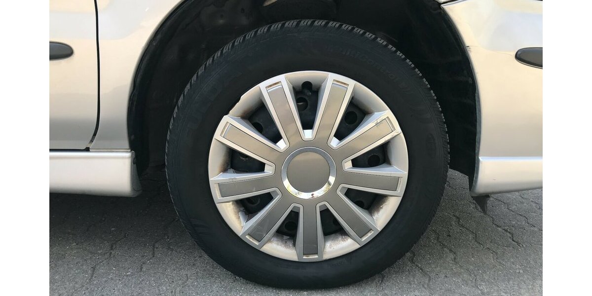 Nissan Almera Tino Luxury für kleines Geld 189.500 km 1.499 &euro; Hamburg 22339
