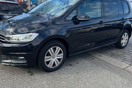 VW Touran 383.500 km 8.500 &euro; Hamburg OT Hamm 20537