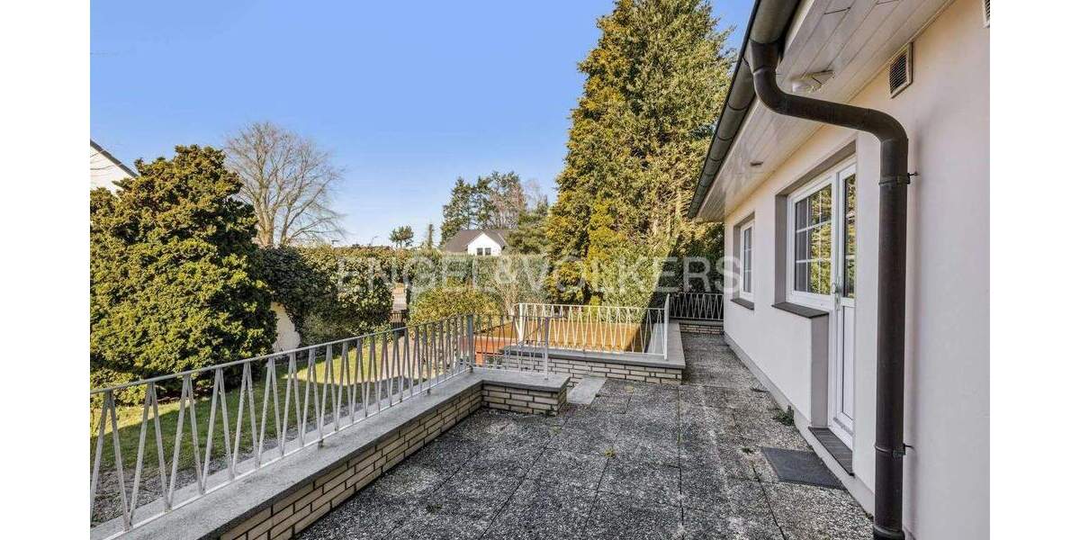 Mehrfamilienhaus, Wohnhaus Ammersbek Siedlung Daheim-Heimgarten - 8 Zimmer, 174 m&sup2;, 498.000&euro; | Angebot:25701558