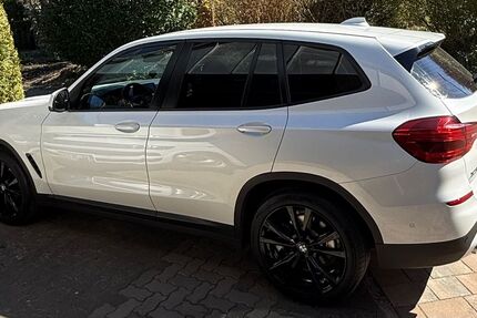 BMW X3 130.000 km 28.900 &euro; Hamburg 22397