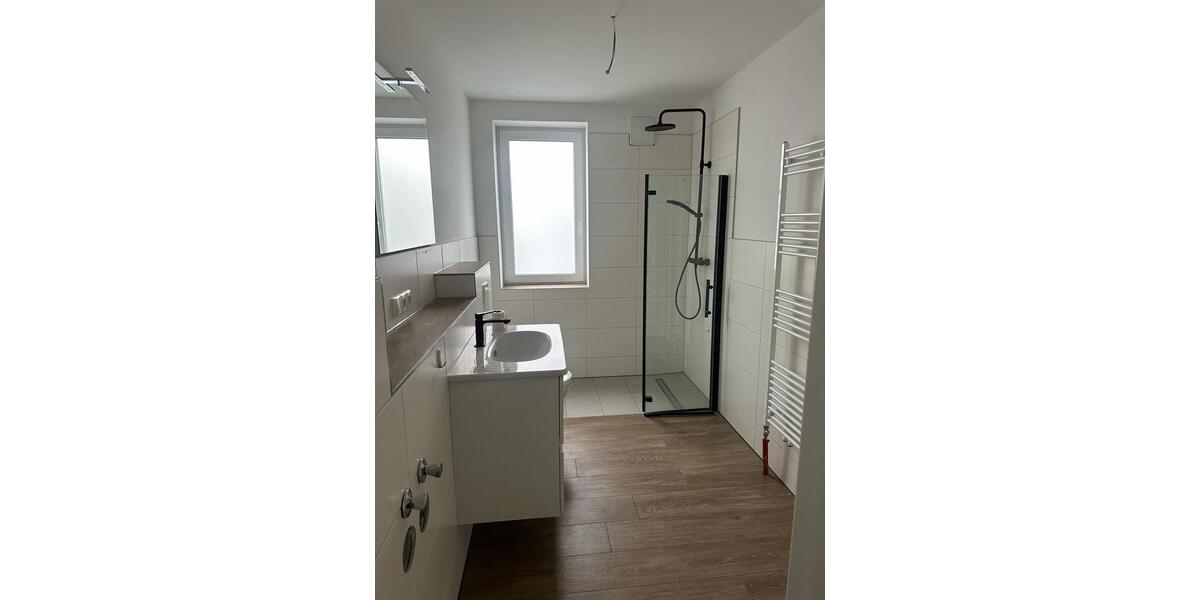 Erdgeschoßwohnung Hamburg Altona - 2.5 Zimmer, 95 m&sup2;, 1.750&euro; | Angebot:24815506