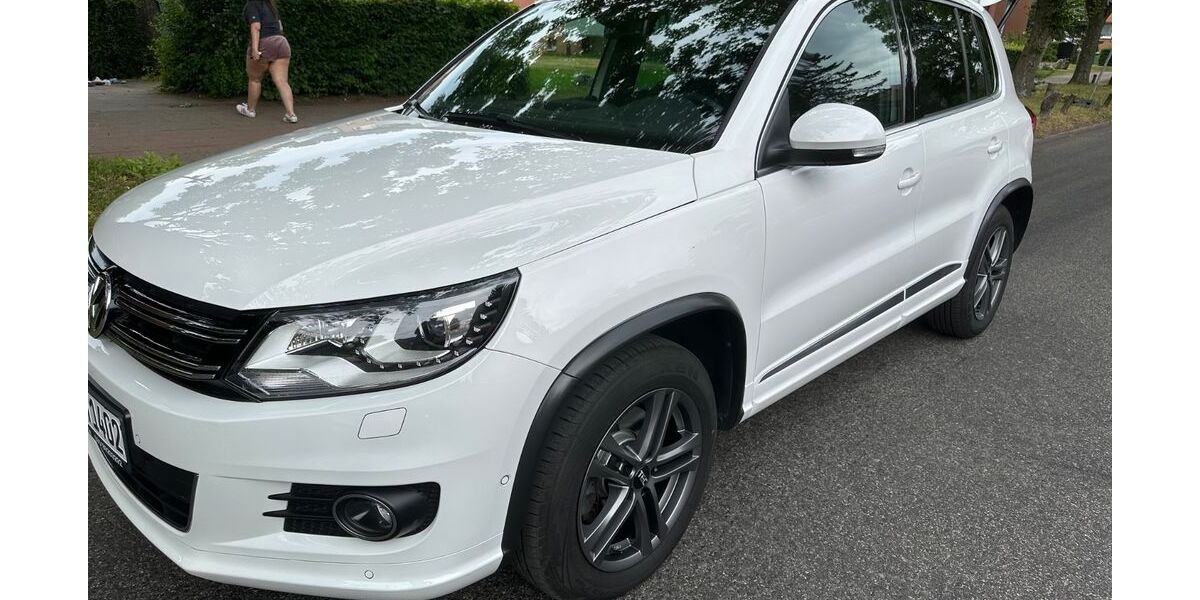 VW Tiguan 126.500 km 13.699 &euro; Hamburg 22147