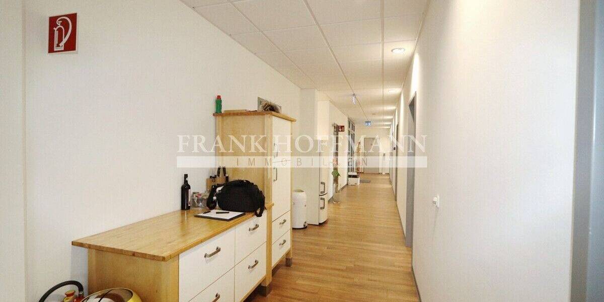 Gewerbeobjekt Quickborn - 2.390&euro; | Angebot:25700514