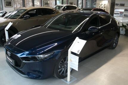 Mazda 3 2.500 km 28.485 &euro; Hamburg 22049