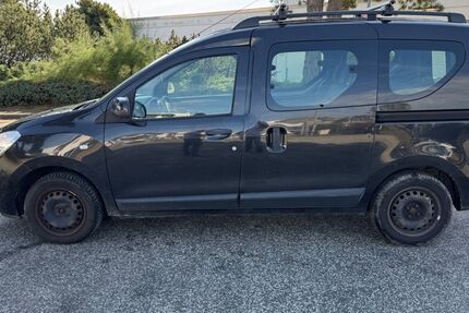Dacia Dokker 99.990 km 4.490 &euro; Barsbüttel 22885