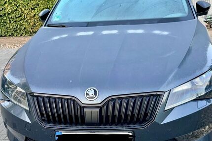 Skoda Superb 102.000 km 20.490 &euro; Hamburg 21149