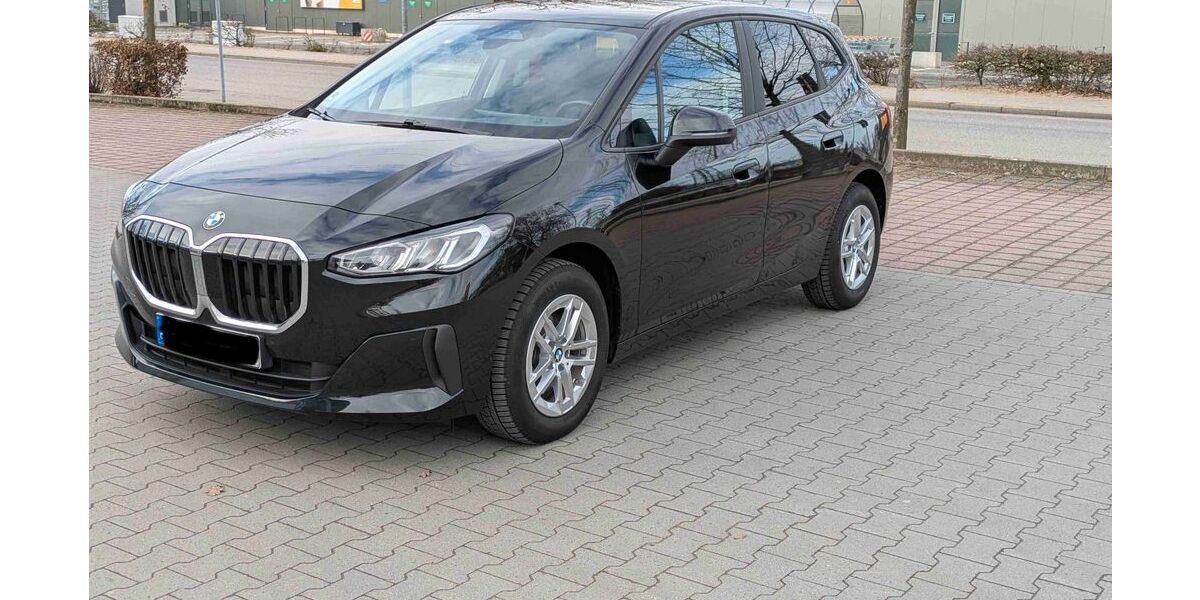 BMW 220 Active Tourer 31.000 km 27.400 &euro; Hamburg 22589