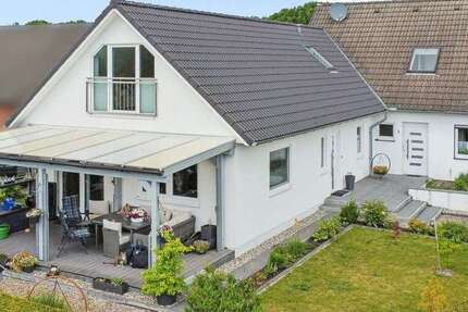 Haus Kaltenkirchen - 10 Zimmer, 215 m&sup2;, 550.000&euro; | Angebot:20976938