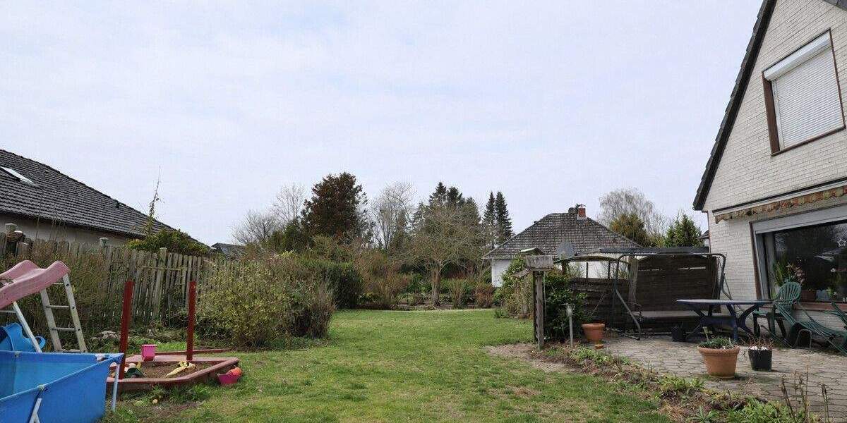 Mehrfamilienhaus, Wohnhaus Sievershütten - 7 Zimmer, 179 m&sup2;, 329.000&euro; | Angebot:25700599