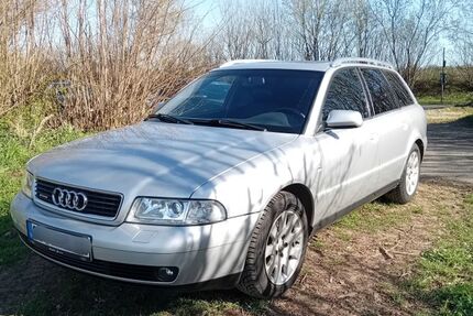Audi A4 252.294 km 3.250 &euro; Ahrensburg 22926