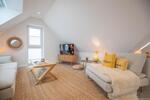 Dachgeschoßwohnung Uetersen - 2 Zimmer, 75 m&sup2;, 2.400&euro; | Angebot:26715463