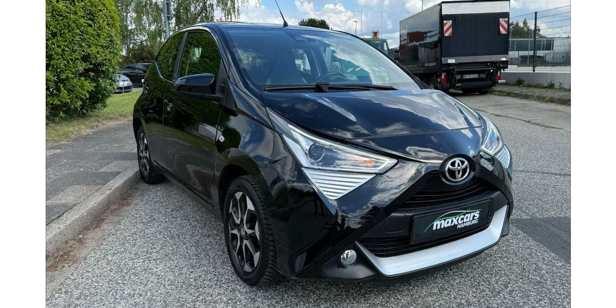 Toyota Aygo (X) 53.300 km 10.790 &euro; Barsbüttel 22885