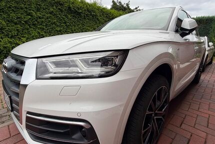 Audi Q5 111.999 km 27.450 &euro; Hamburg 22085