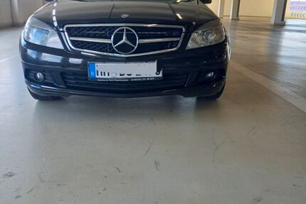 Mercedes-Benz C 200 323.500 km 4.000 &euro; Hamburg 22765