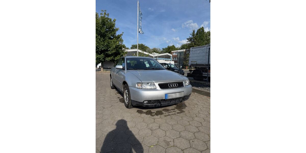 Audi A3 102.000 km 1.800 &euro; Hamburg 22529