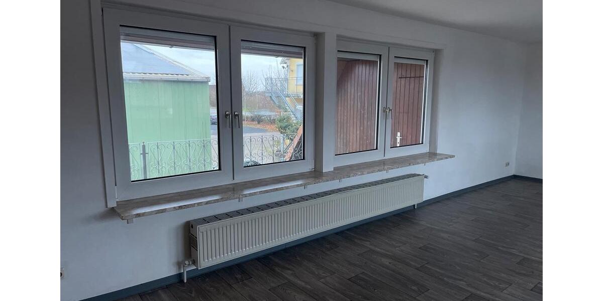 Etagenwohnung Jork - 3 Zimmer, 130 m&sup2;, 1.350&euro; | Angebot:25182837