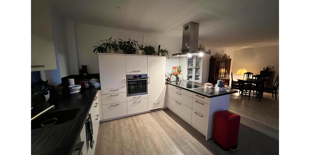 Dachgeschoßwohnung Hamburg Altona - 3 Zimmer, 101 m&sup2;, 1.867&euro; | Angebot:23038324