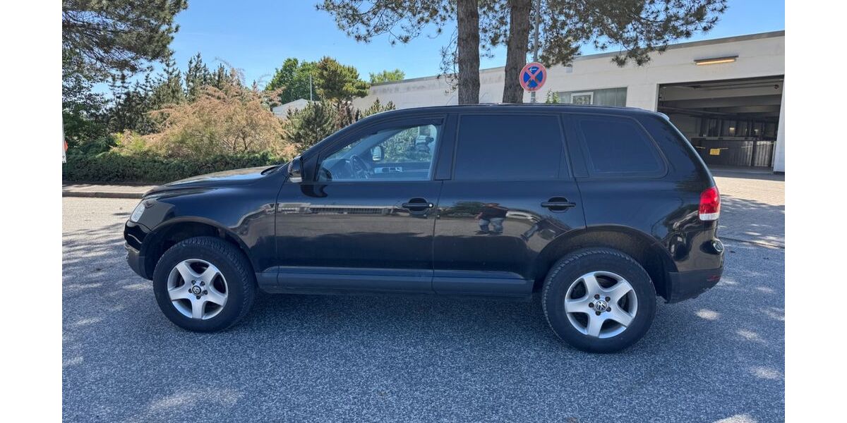 VW Touareg 266.154 km 3.490 &euro; Barsbüttel 22885