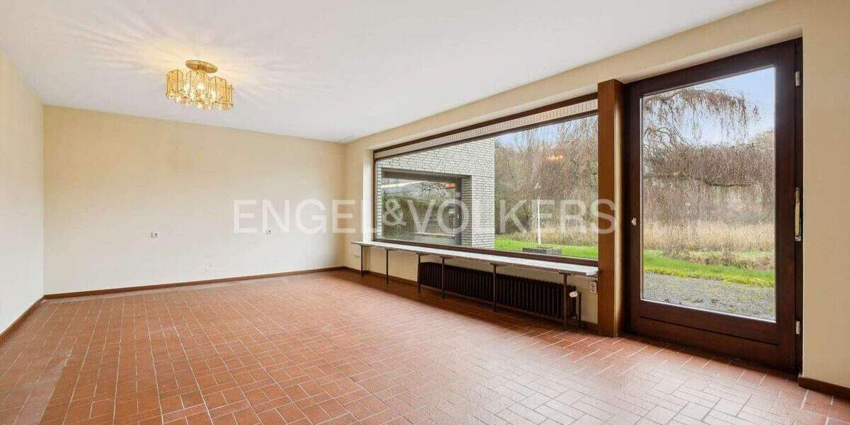 Einfamilienhaus Ahrensburg - 7 Zimmer, 300 m&sup2;, 1.500.000&euro; | Angebot:25701922
