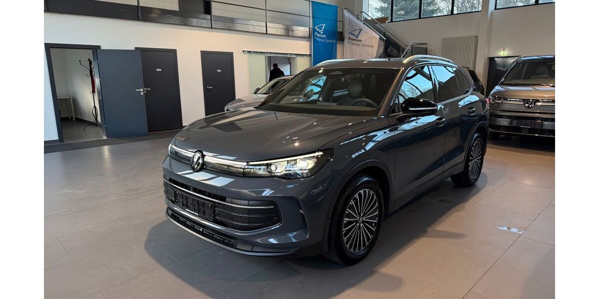 VW Tiguan 28.960 km 34.490 &euro; Tornesch 25436