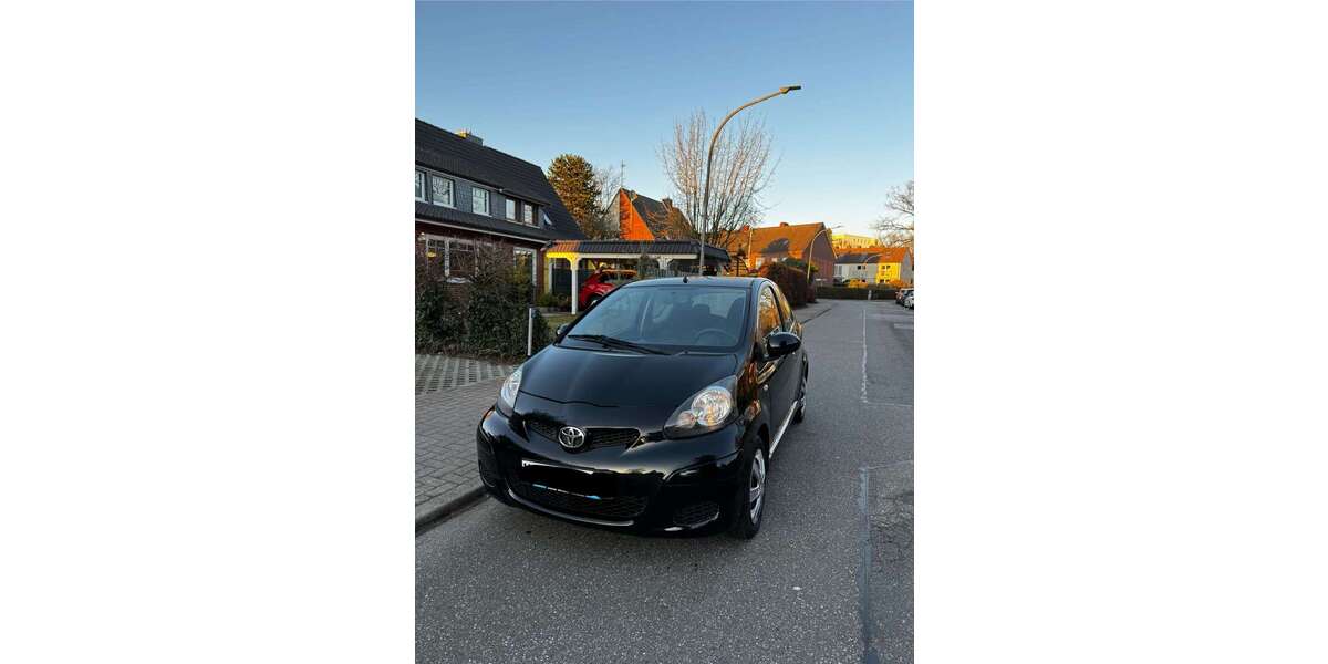 Toyota Aygo 100.000 km 3.700 &euro; Hamburg 22309