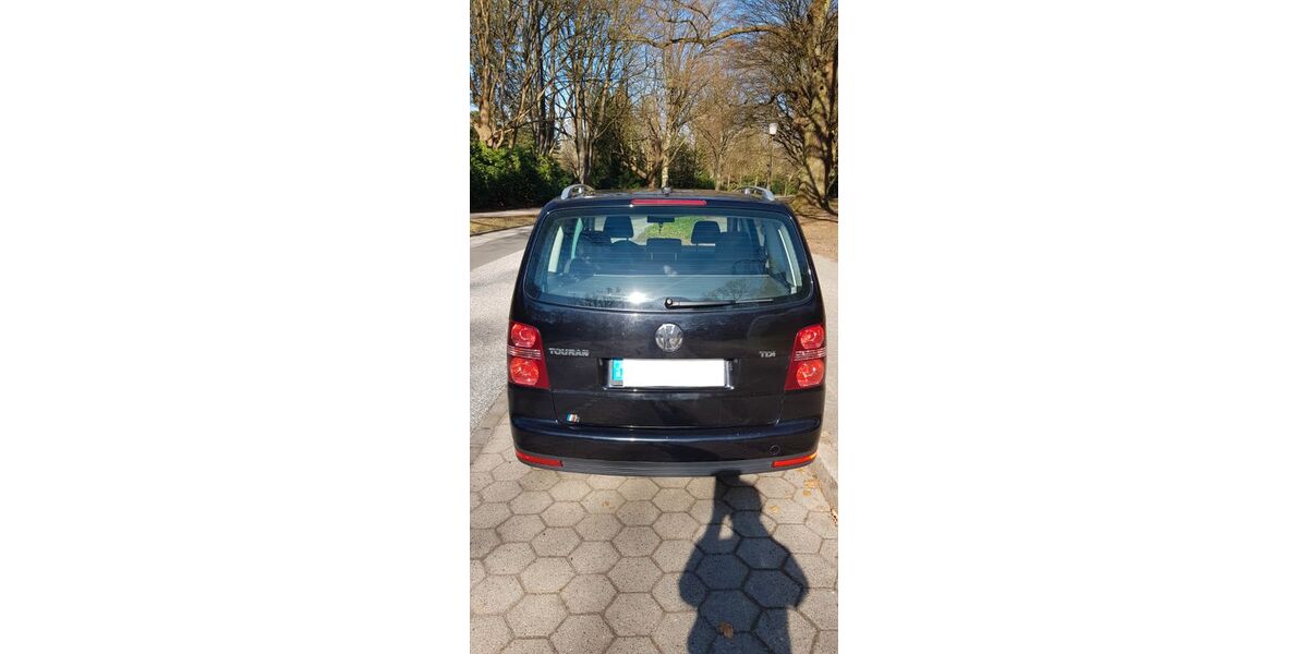 VW Touran 303.000 km 3.600 &euro; Hamburg 22177
