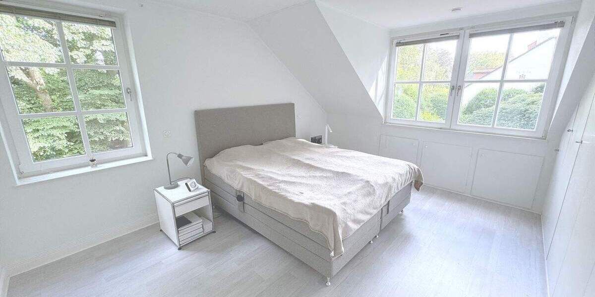 Reihenendhaus Hamburg Rissen - 7 Zimmer, 200 m&sup2;, 870.000&euro; | Angebot:25696594