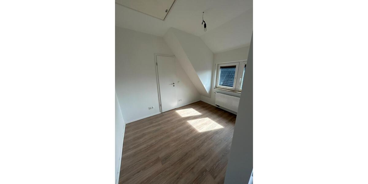 Doppelhaushälfte Uetersen - 3.5 Zimmer, 70 m&sup2;, 279.000&euro; | Angebot:26033339