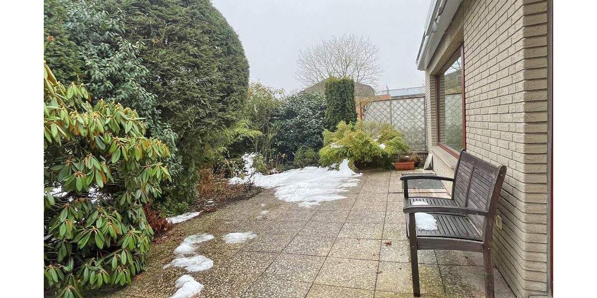 Etagenwohnung Hamburg Wellingsbüttel - 4 Zimmer, 165 m&sup2;, 2.550&euro; | Angebot:25851714