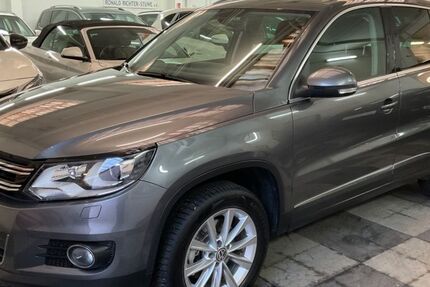 VW Tiguan 158.636 km 12.990 &euro; Hamburg 22087